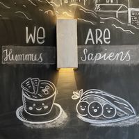   at Hummus Küch' in Frankfurt