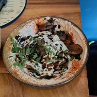 Hummus with mishrooms at Hummus Küch' in Frankfurt