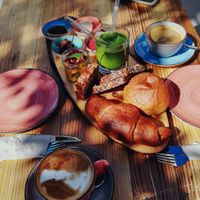 vegan breakfast at Vabiou's in Hamburg