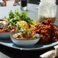 nachos at Vabiou's in Hamburg