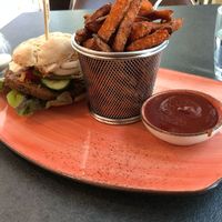 Ninja burger, sweet potato fries and ketchup at Vabiou's in Hamburg