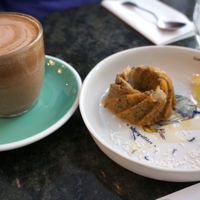 Lemon/Poppy seeds Bundt Cake + Cafe Mocha (all vegan) at Cuppa Cafe in Paris