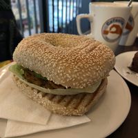 Bagel with plant based “pulled chicken”  at Cafesito in Bregenz