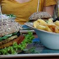 Vegan burger and cocktails at Peter Pane in Braunschweig