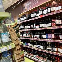 wine & water at Alnatura in Leipzig