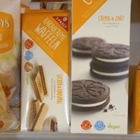 gluten-free and vegan biscuits at Vitalia Reformhaus in Leipzig