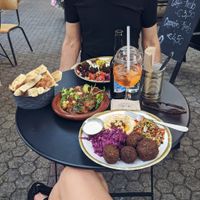 Falafel bowl at Picknick Cafe Bar in Frankfurt