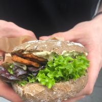 Dabbin Buddha bagel  - all vegan at Olivia's Maastricht in Maastricht