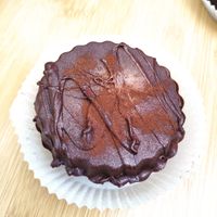 Buttercup at Cocoelle Patisserie Vegetale in Besancon