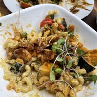 Buffalo Mac & cheese   at Moku Roots in Kula