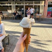 Birne 🍐   at Eis Santin in Augsburg