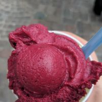 Johannisbeere und Matcha at Palazzo Sandro in Saarbrucken