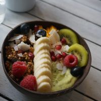 Avocado Bowl at Flows in Paris
