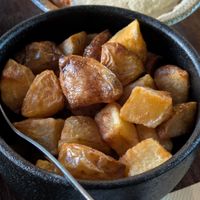 Batata Makli - deep fried potatoes at Silvis in Gothenburg