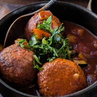 Kafta Trabolsiye - meatballs in tomato sauce at Silvis in Gothenburg