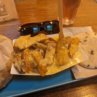 Fries with "cheese" and a cookie at Hank Cuisine Végétale - Rochechouart in Paris