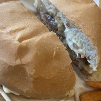 Burger   at Hank Cuisine Végétale - Rochechouart in Paris