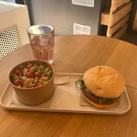   at Hank Cuisine Végétale - Rochechouart in Paris