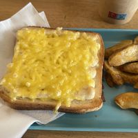 Croq’Hank with potato wedges  at Hank Cuisine Végétale - Rochechouart in Paris