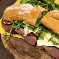 Vegan Metronia (salame veg, formaggio veg, melanzane, rucola e crema ai carciofi) at Duecento Gradi in Rome