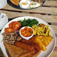 Full vegan English breakfast at Cranberry Swamp in Whitby