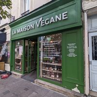  at La Maison Vegane in Puteaux
