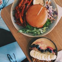 Soy burger and pitaya smoothie bowl with mahalo topping💕 at Mahalo  - Odengatan in Stockholm