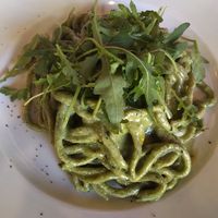Pici agli spinaci con crema di basilico at Ciriera Osteria Vegan in Trequanda