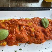 Ravioli di curcuma con ripieno di tofu e spinaci   at Ciriera Osteria Vegan in Trequanda