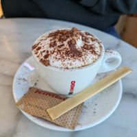 Cappuccino at Dolce & Vegana in Madrid