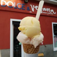 vegan tangerine and melon ice cream at Dolce & Vegana in Madrid