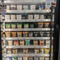 Ice cream at Pacific Health Foods in Carpinteria