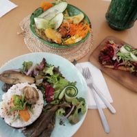 Bowl, hummus bread and today's dish at Gaïa  in Marrakech