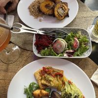 Mil folhas de seitan (top) & tofu à Zé do pipo (bottom)   at Bem te Quer in Setubal