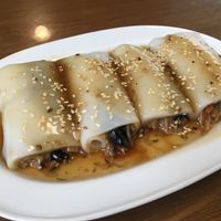 Steamed rice rolls with mushrooms and vegetables  at Amrita in Shanghai
