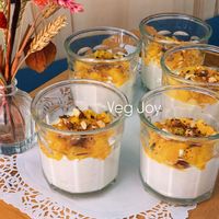 Cremoso pesche e mandorle  at Veg Joy in Rome