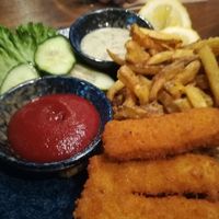 Vish&chips platter at Attila Hildmann Organic Snackbar II in Berlin