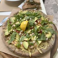 avocado pizza   at Mystic Pizza - Exarchia in Athens