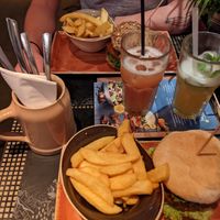 Vegan Burgers and Cocktails  at Peter Pane in Vienna