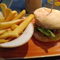 "chickenburger" at Peter Pane in Vienna