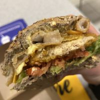 König Knolle Mehrkorn Bun 15,90€  at Peter Pane in Vienna