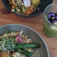 Spicy rice with cauliflower / barley and samossa at Itsy Bitsy in Lille