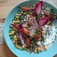 Fragrant quinoa and lentils, asparagus trio, zaotar cream, roasted carrots and mint at Itsy Bitsy in Lille