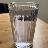 Eau plate au sirop de lavande   at Itsy Bitsy in Lille