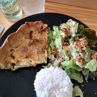 Cauliflower quiche at Herbosaurus in Rennes