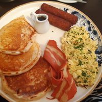 vegan breakfast at Greenwoods in Amsterdam