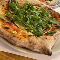 Die Pizza überzeugt!  at Mister Pizza - Via Pietrapiana in Florence