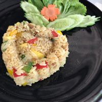 Light and delicious pineapple fried rice  at Suan Eakaparp Vegetarian - สวนเอกภาพ อาหารเจ素食餐廳 in Pattaya