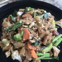 The best pad see ew I’ve ever had (even before becoming vegan) sooo many toppings at Suan Eakaparp Vegetarian - สวนเอกภาพ อาหารเจ素食餐廳 in Pattaya
