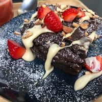 le dessert 😍  at Cafe Mutin in Geneva